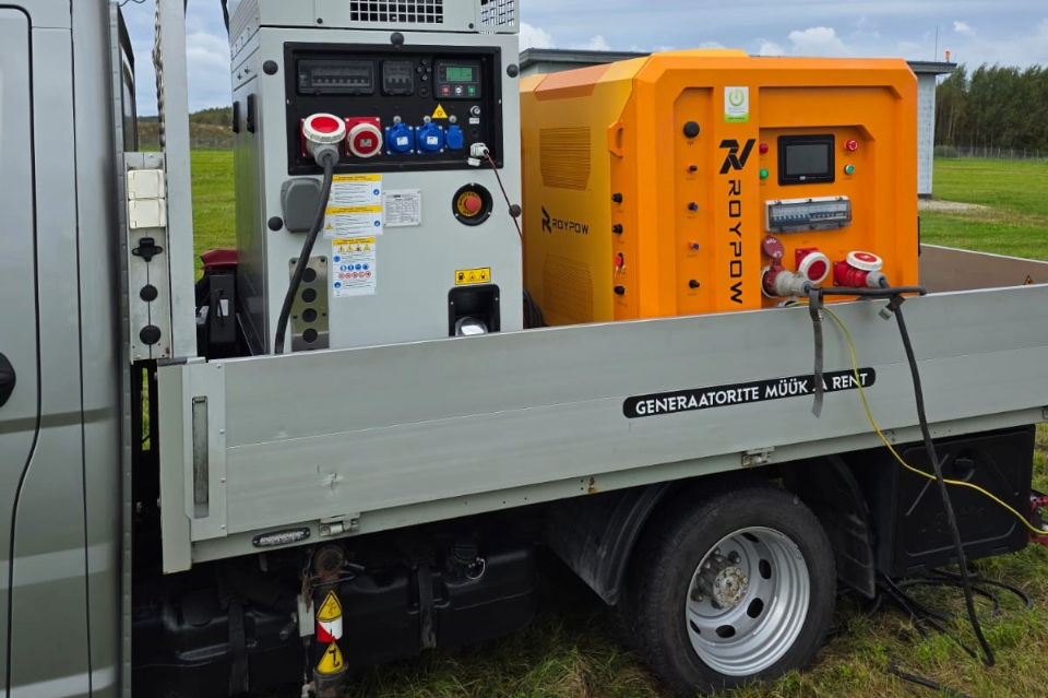 Versatile, Reliable, Cost-Effective for Rentals: ROYPOW PC15KT Mobile ESS Powering Outdoor Events in Estonia